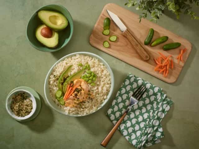 De-Spicy Salmon Bowl_4860_35346.webp